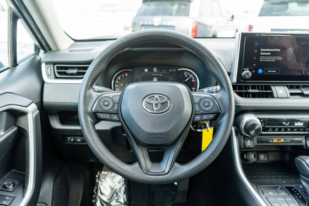 2024 TOYOTA RAV4 - Image 15