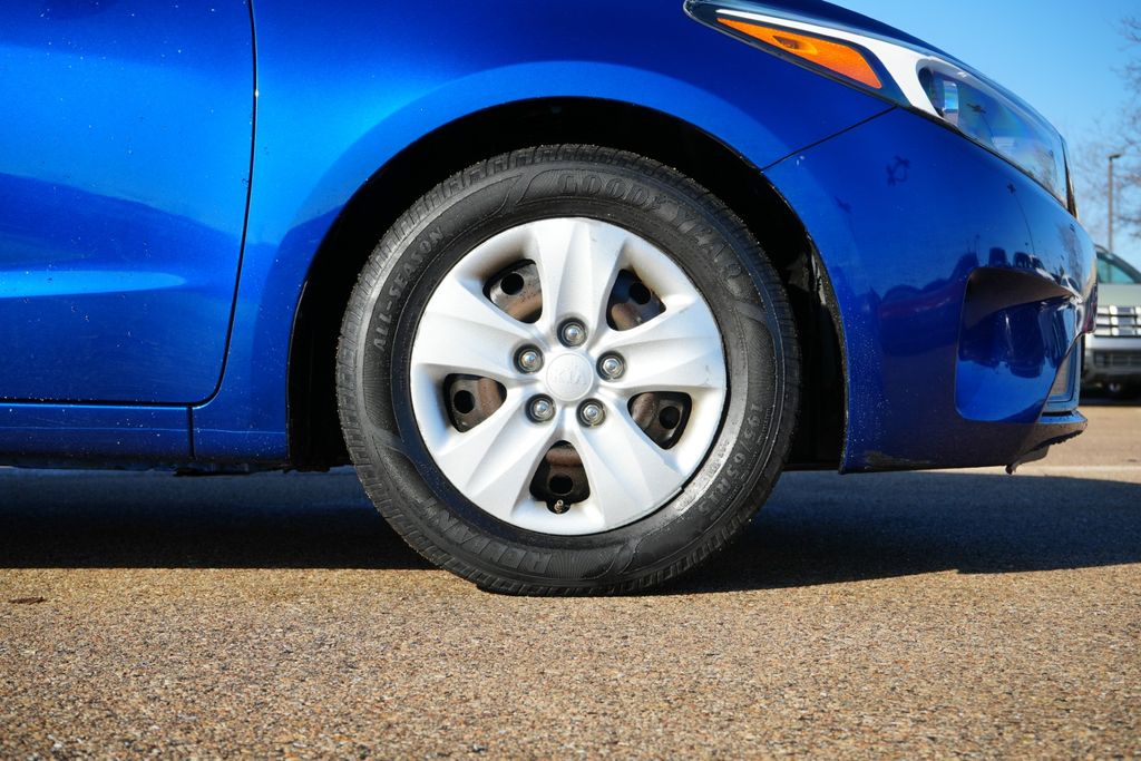 2018 KIA FORTE - Image 9