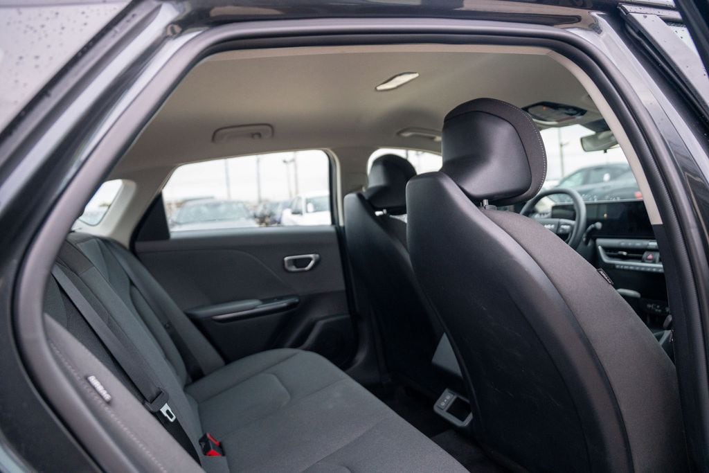 2025 KIA K4 - Image 13