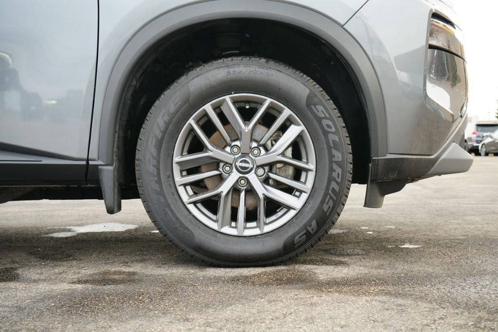 2023 NISSAN ROGUE - Image 9