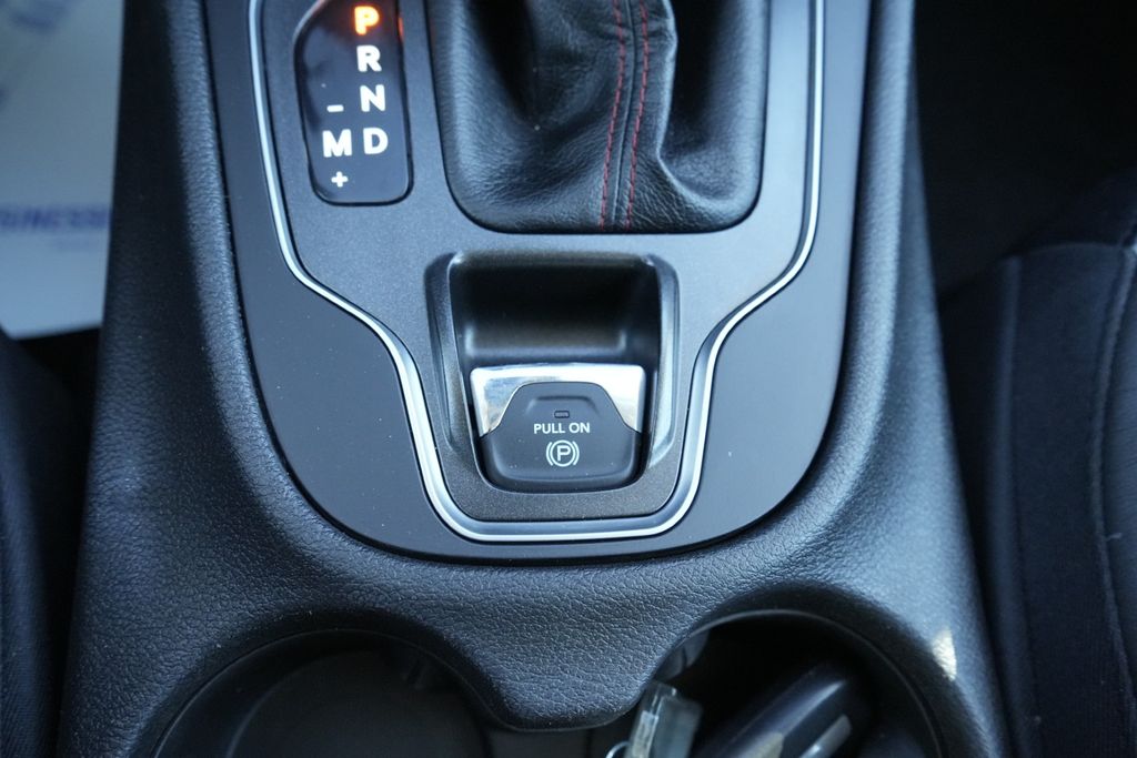 2020 JEEP CHEROKEE - Image 34