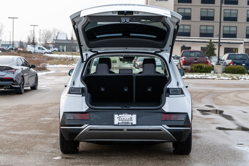 2024 HYUNDAI IONIQ 5 - Image 10