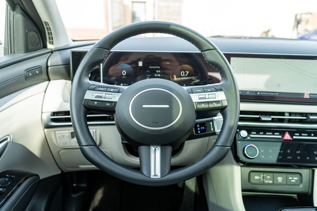 2025 HYUNDAI TUCSON - Image 17