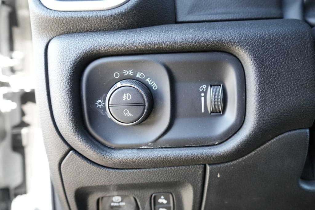 2023 RAM 1500 - Image 26
