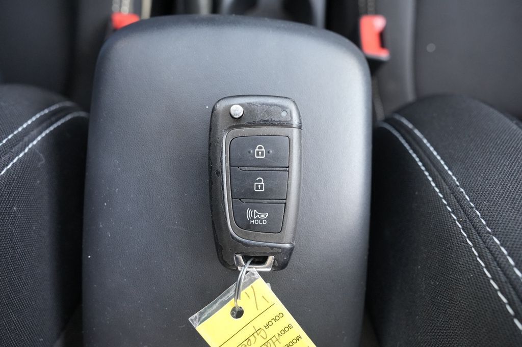 2023 Hyundai Venue SEL - Photo 35