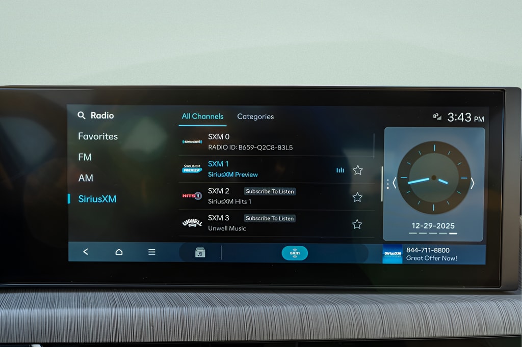 2025 Hyundai Sonata Hybrid SEL - Photo 33