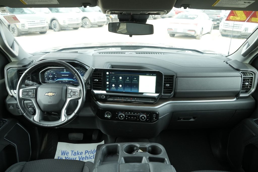 2022 CHEVROLET SILVERADO - Image 16