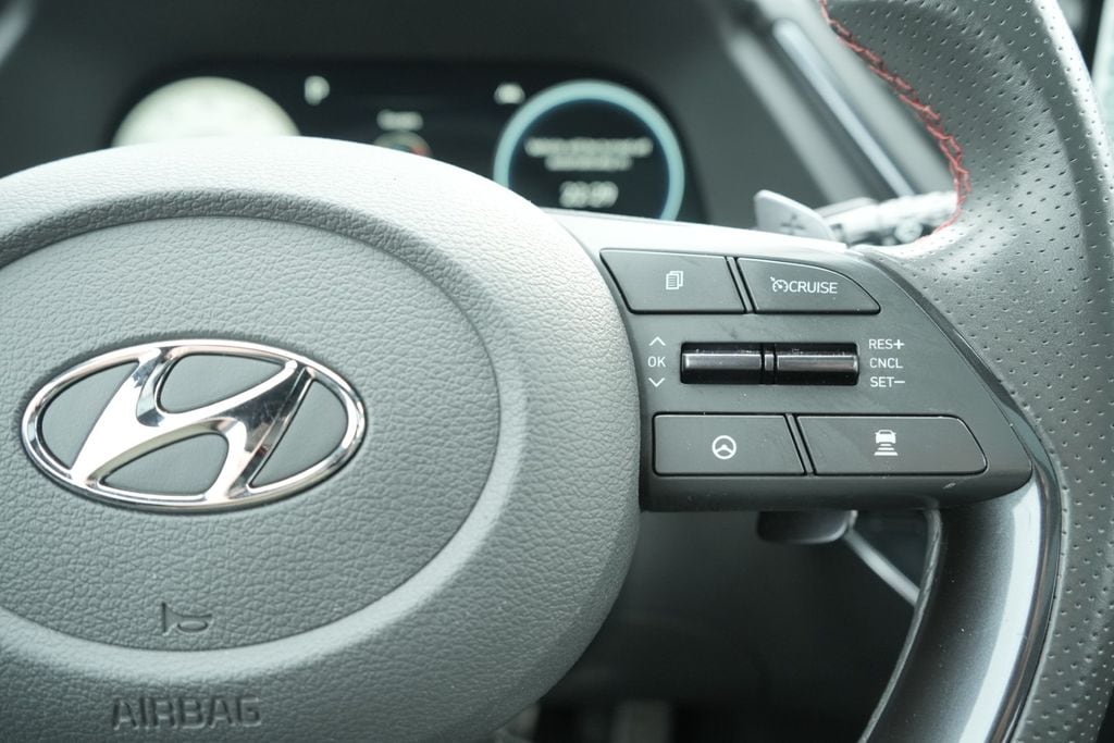 2021 HYUNDAI SONATA - Image 30