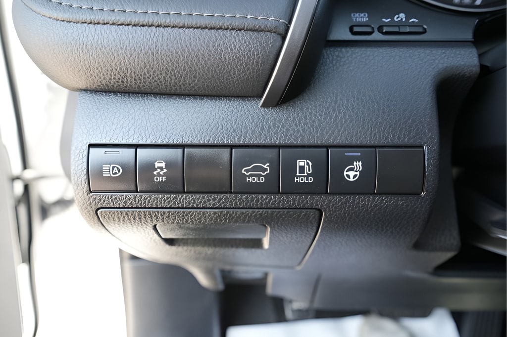 2023 Toyota Camry SE - Photo 25