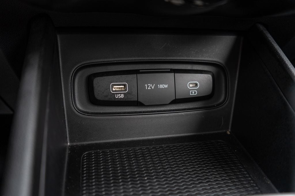 2023 HYUNDAI VENUE - Image 27