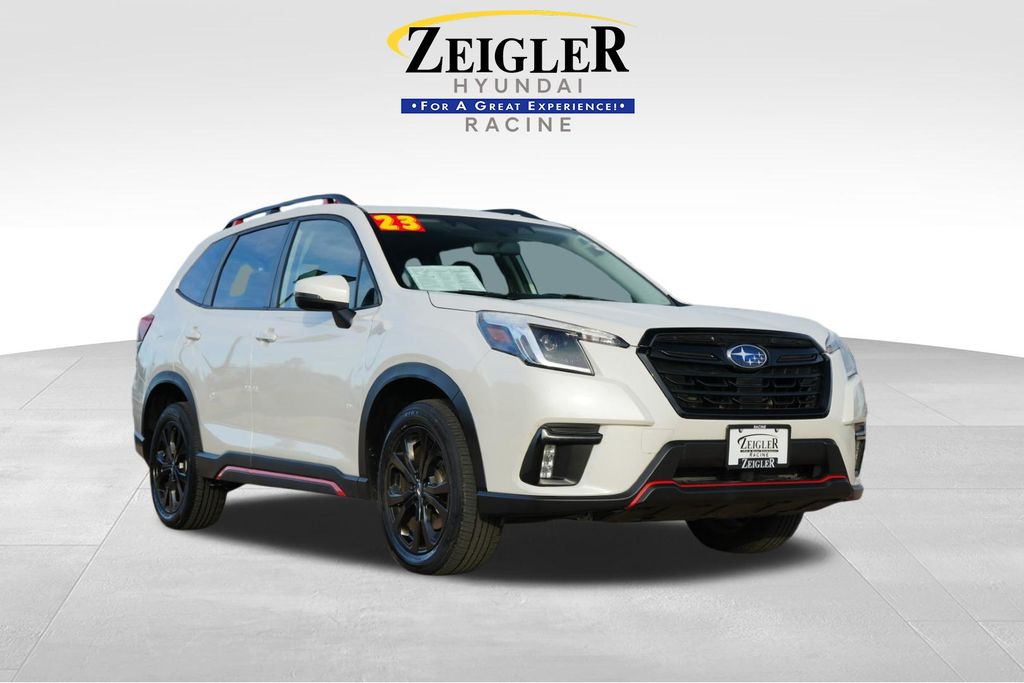 2023 SUBARU FORESTER - Image 1