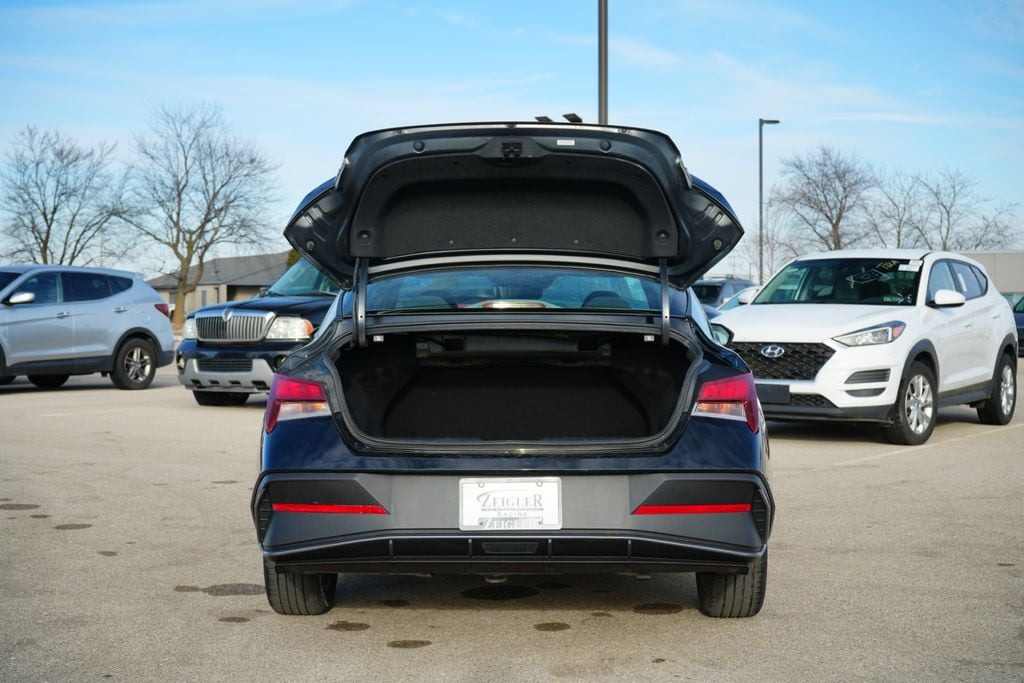 2024 HYUNDAI ELANTRA - Image 10