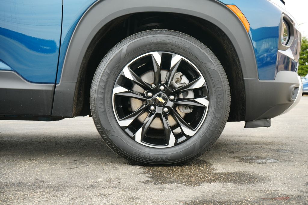 2021 CHEVROLET TRAILBLAZER - Image 9
