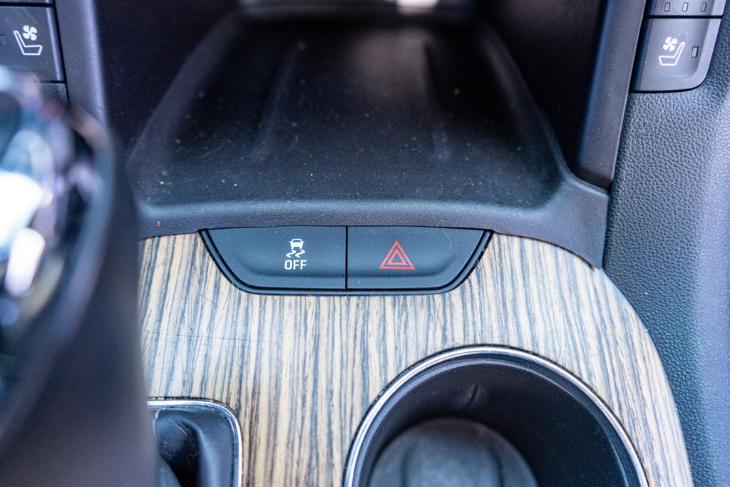 2017 GMC ACADIA - Image 41