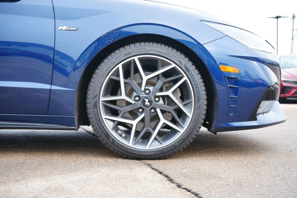 2021 HYUNDAI SONATA - Image 9