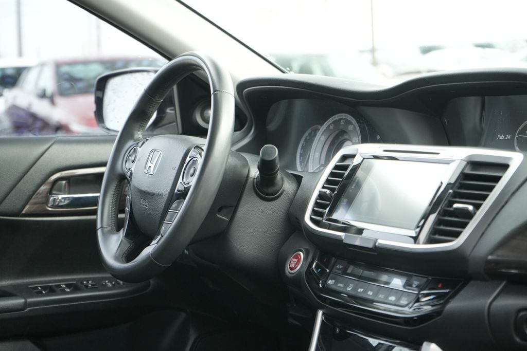 2016 HONDA ACCORD - Image 11