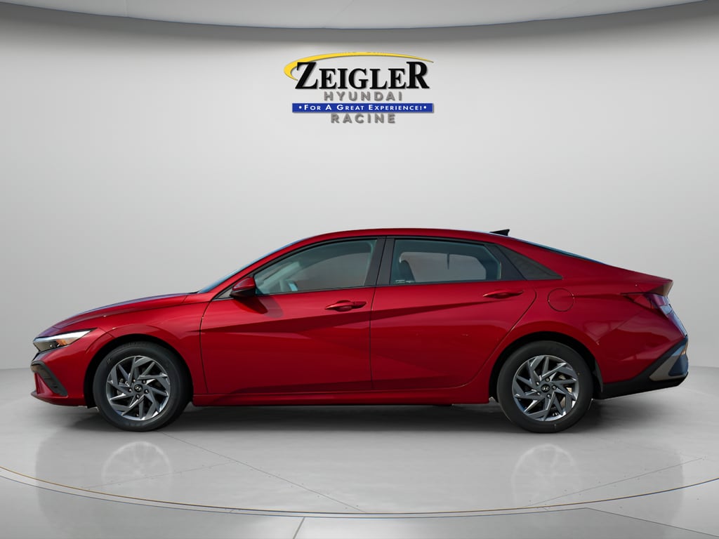Used 2024 Hyundai Elantra SEL Sedan
