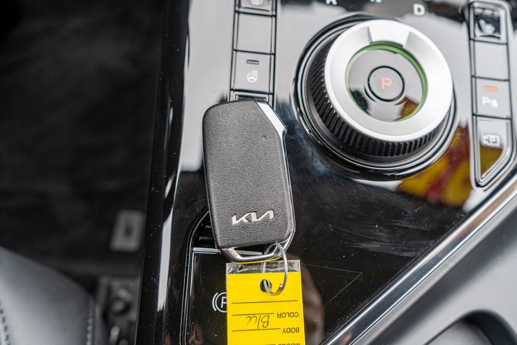 2025 KIA NIRO - Image 37