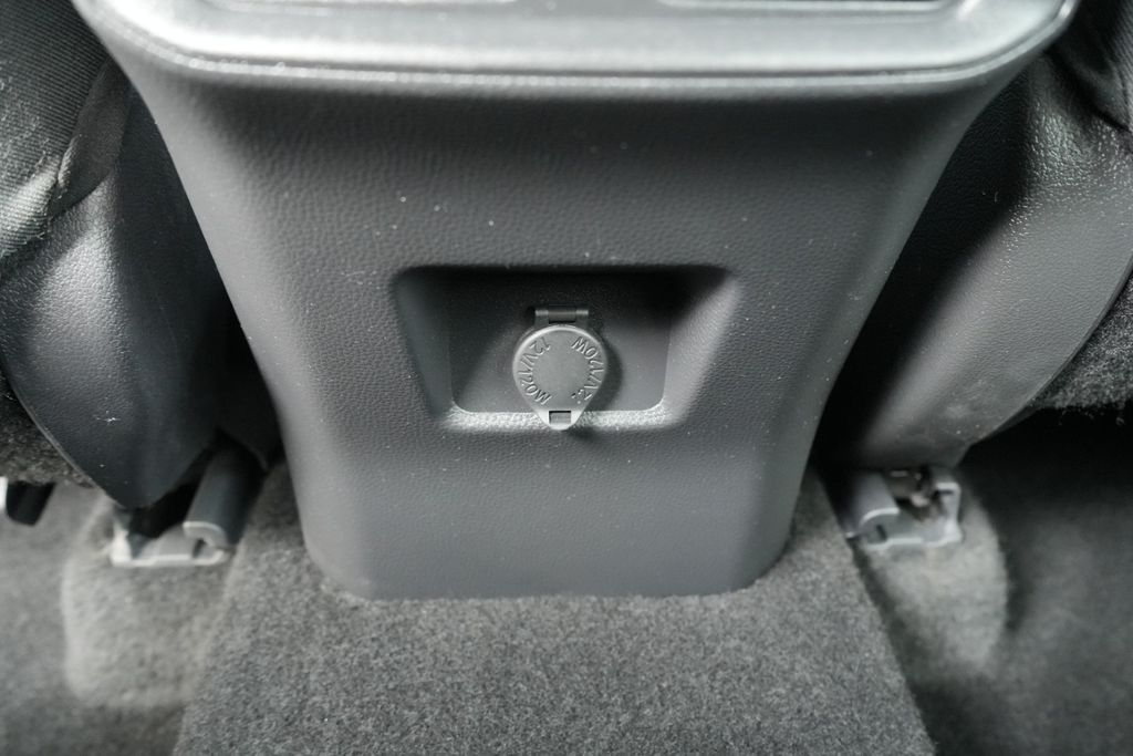 2024 TOYOTA RAV4 - Image 16