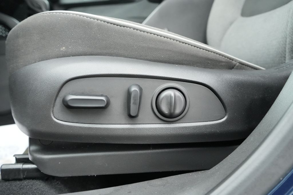 2021 CHEVROLET TRAILBLAZER - Image 21