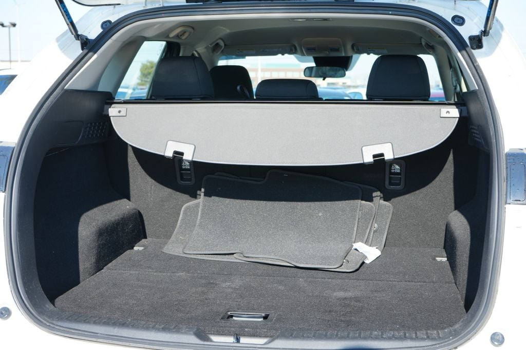 2025 MAZDA CX-5 - Image 11