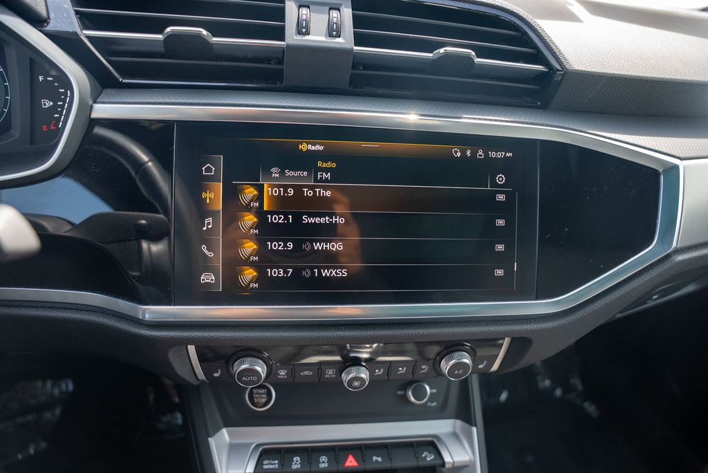 2024 AUDI Q3 - Image 27