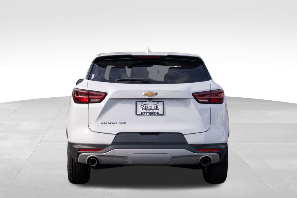 2025 CHEVROLET BLAZER - Image 6