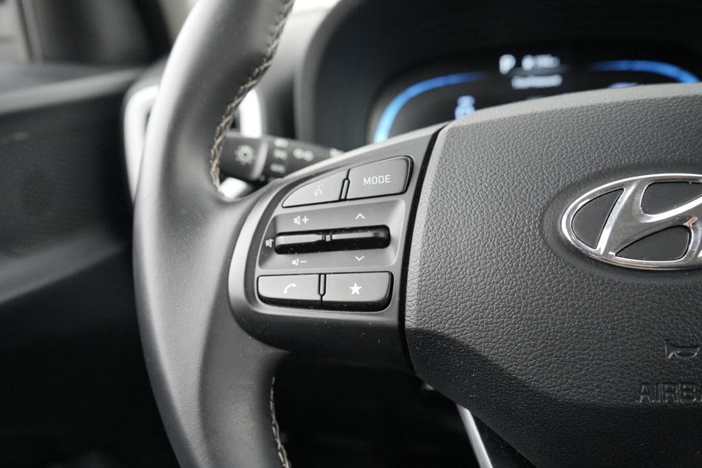 2023 HYUNDAI VENUE - Image 22