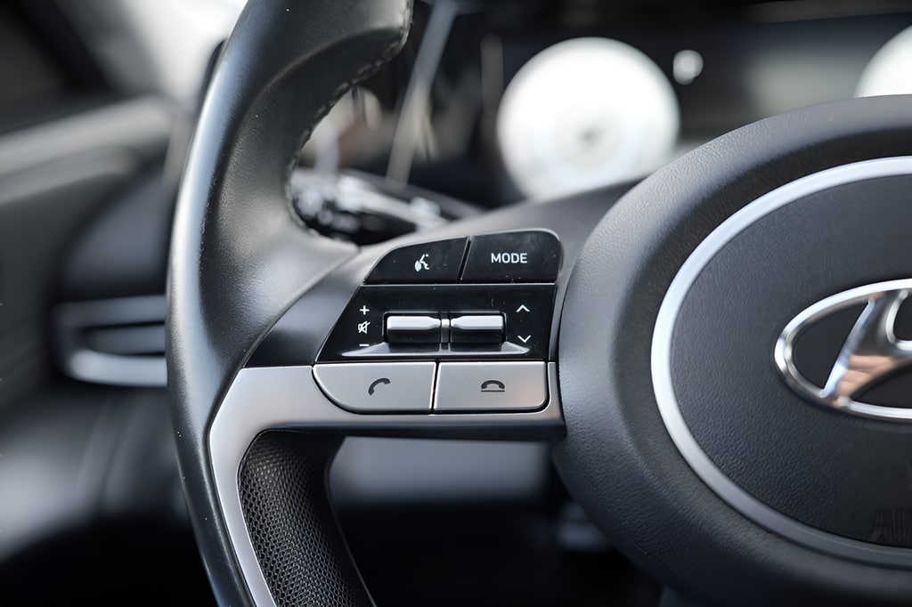 2021 Hyundai Elantra SEL - Photo 24