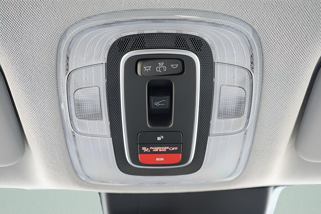 2026 Hyundai Elantra Limited - Photo 18