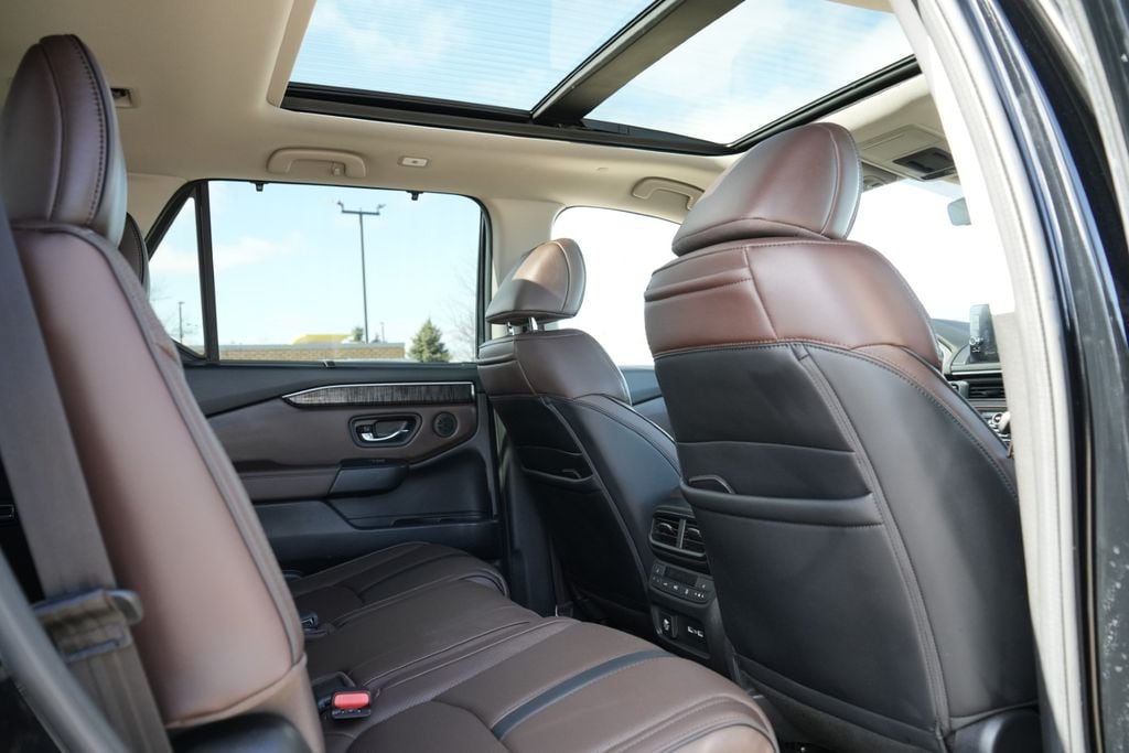 2023 HONDA PILOT - Image 17