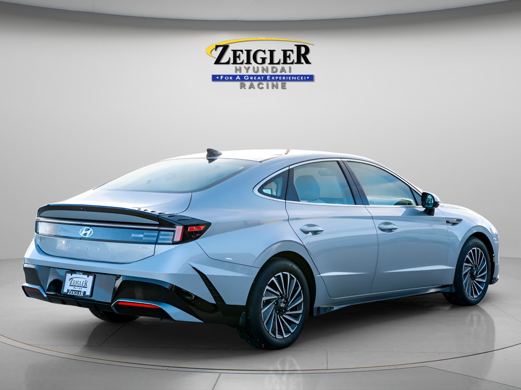 2025 Hyundai Sonata Hybrid SEL - Photo 8
