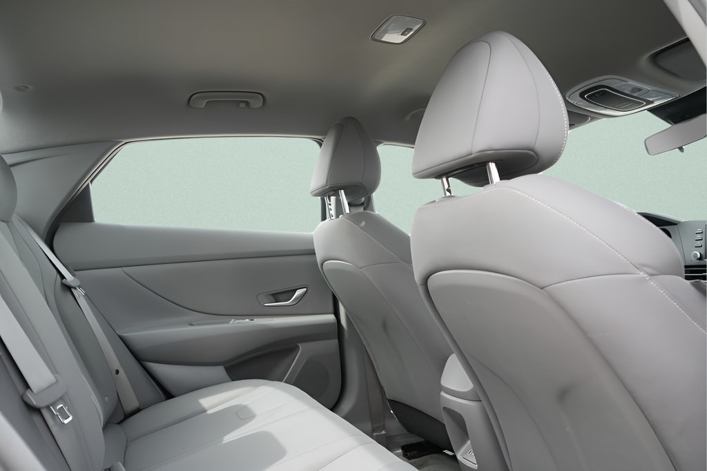 2025 Hyundai Elantra Blue - Photo 15