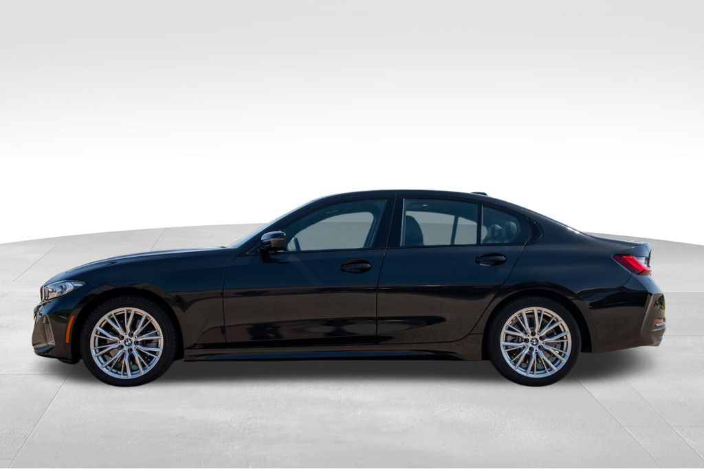 2023 BMW 330I - Image 4