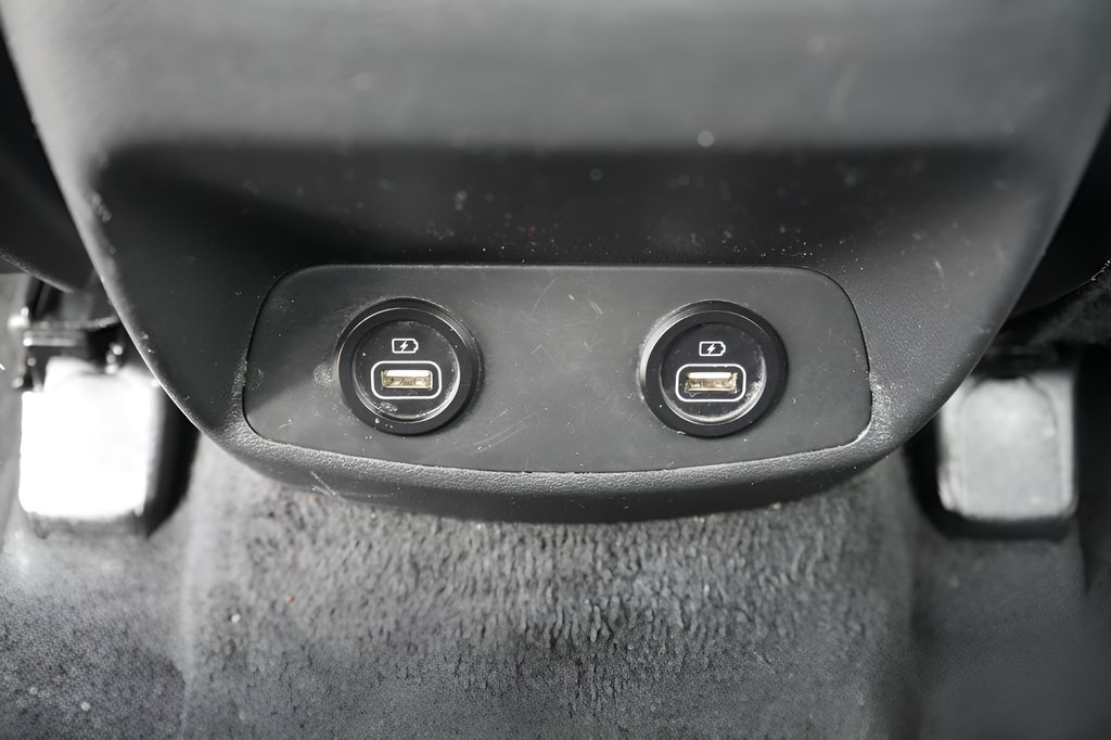 2021 Hyundai Santa Fe SEL - Photo 17