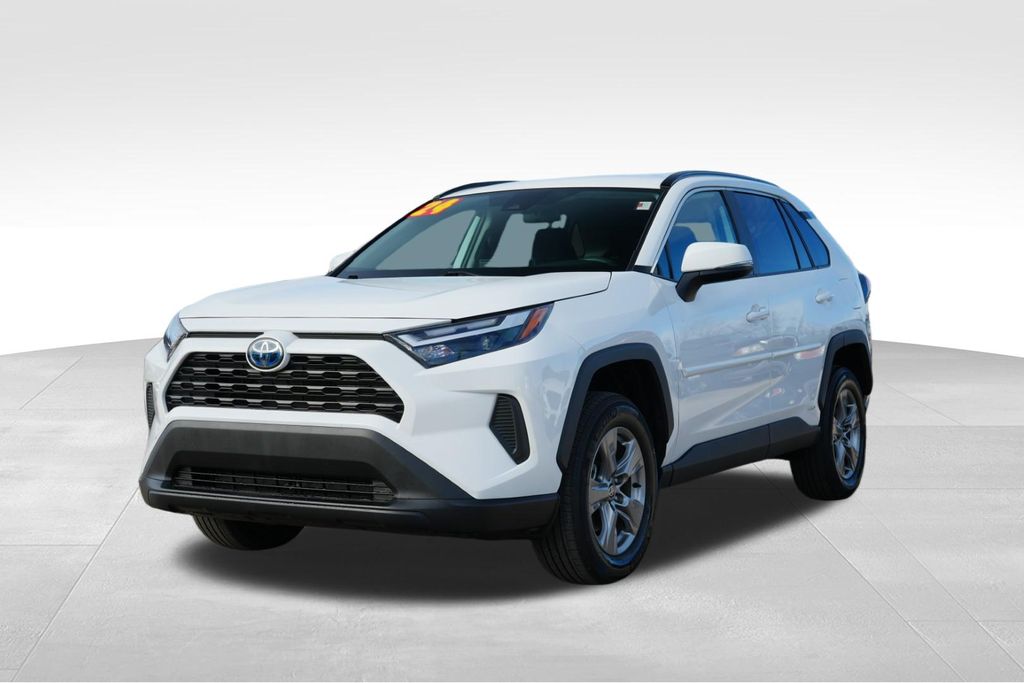 2024 TOYOTA RAV4 - Image 3