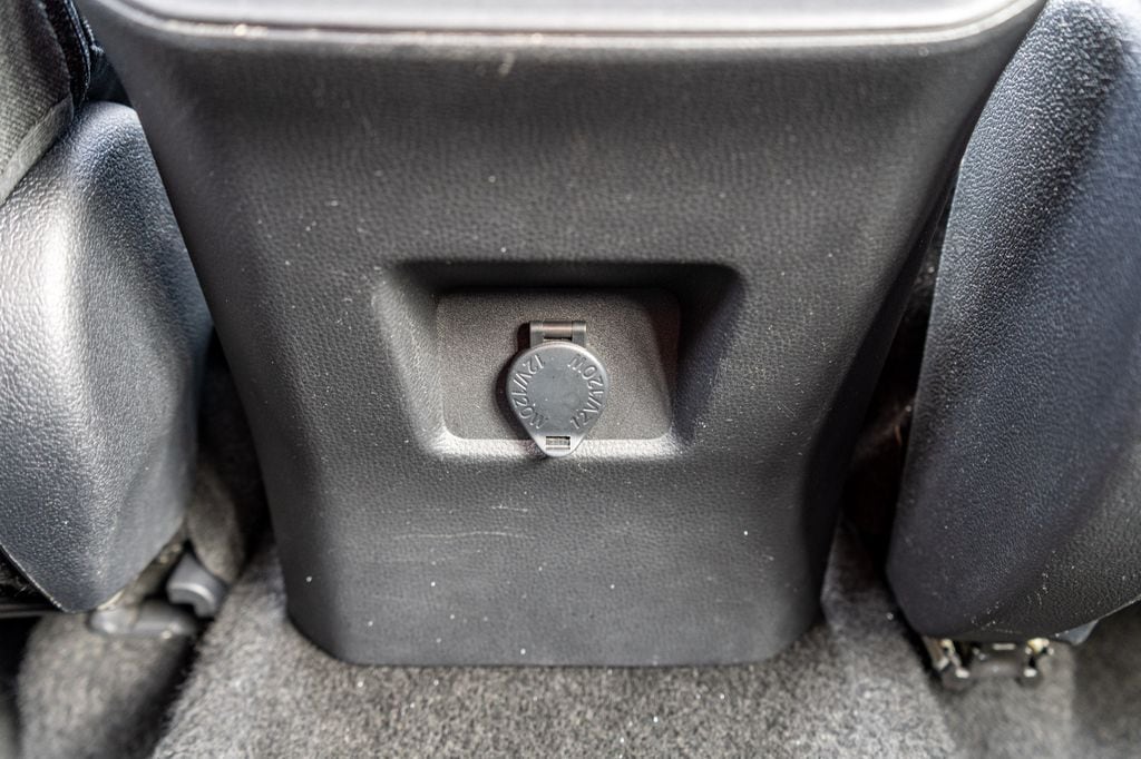 2024 TOYOTA RAV4 - Image 17