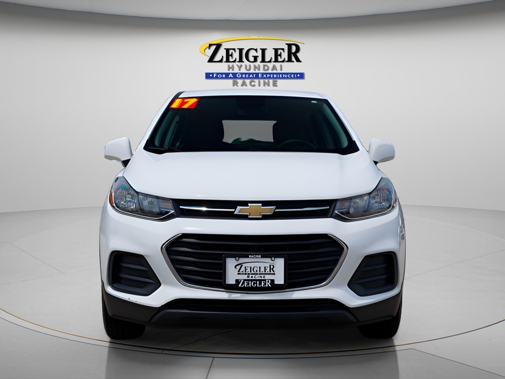 Used 2017 Chevrolet Trax LS with VIN KL7CJNSB5HB178473 for sale in Mount Pleasant, WI