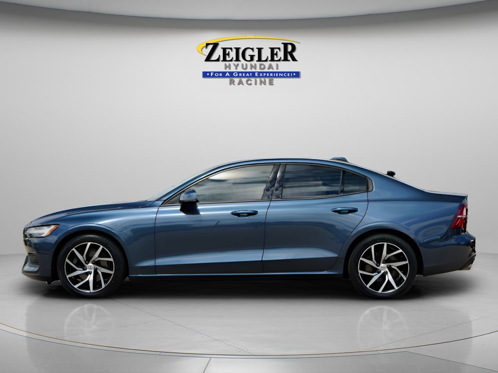 Used 2020 Volvo S60 T5 Momentum Sedan
