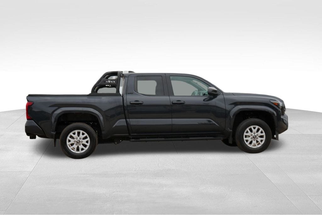 2024 TOYOTA TACOMA - Image 8