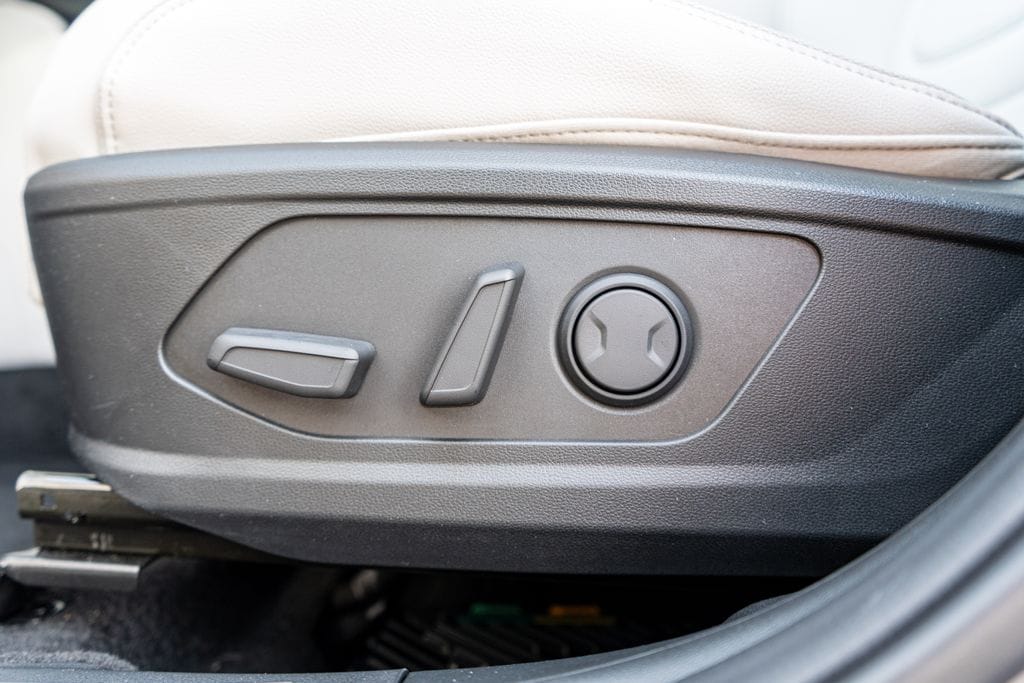 2025 HYUNDAI TUCSON - Image 25