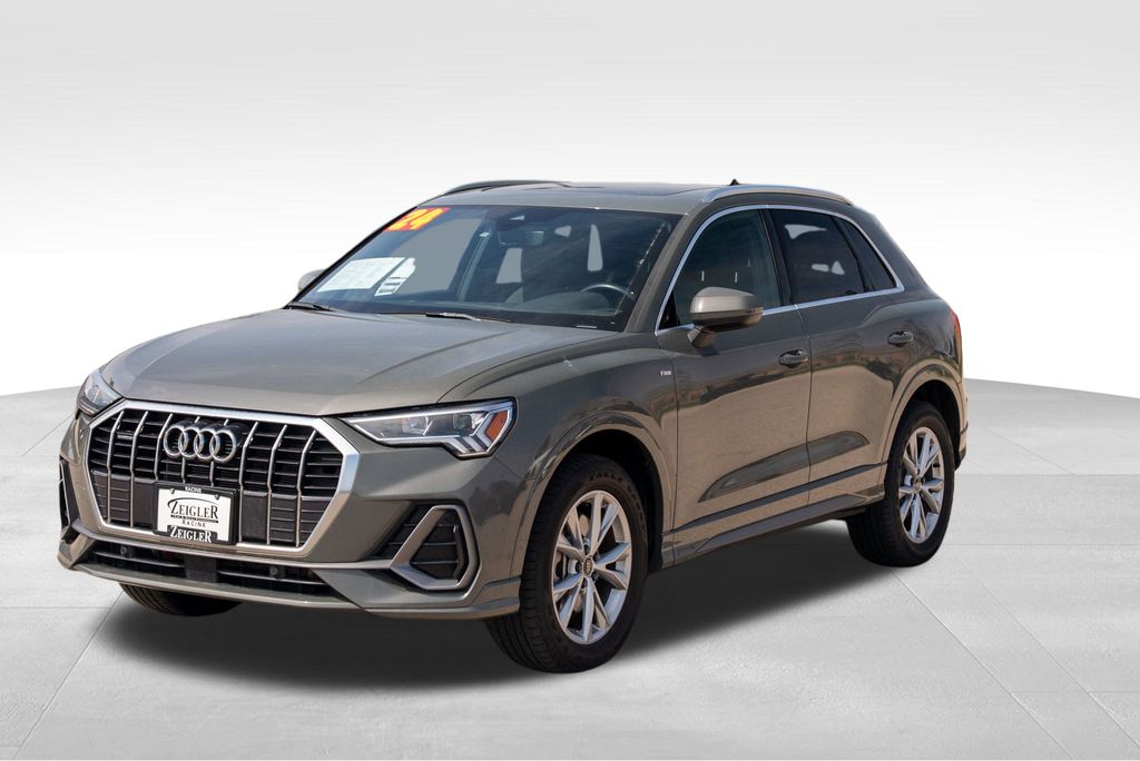 2024 AUDI Q3 - Image 3