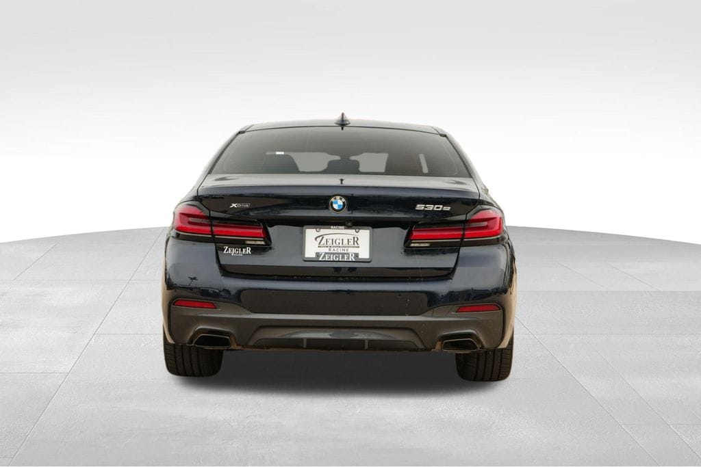 2021 BMW 530E - Image 6