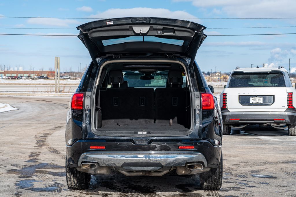 2017 GMC ACADIA - Image 11