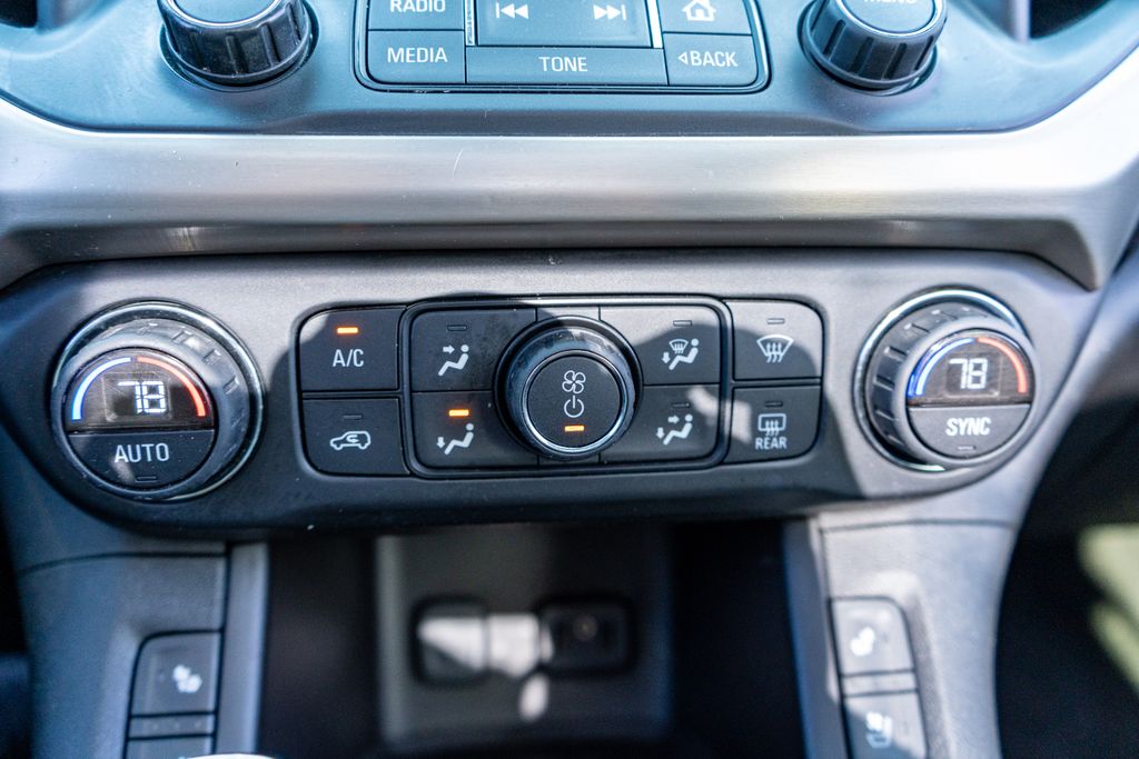 2017 GMC ACADIA - Image 42