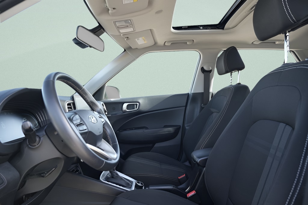 2023 Hyundai Venue SEL - Photo 22
