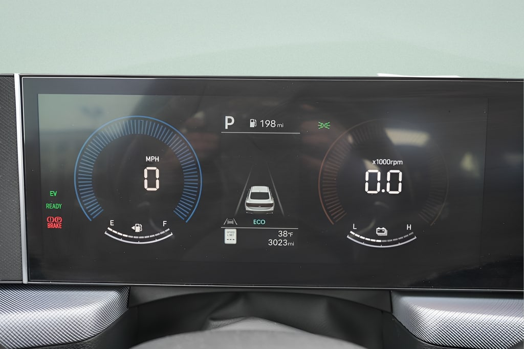 2025 Hyundai Sonata Hybrid SEL - Photo 29