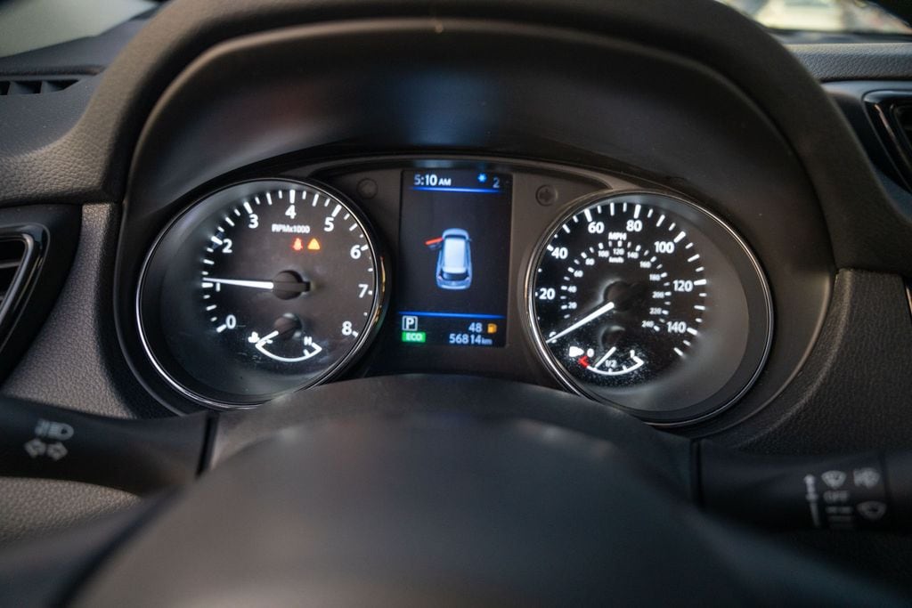 2019 NISSAN ROGUE - Image 24