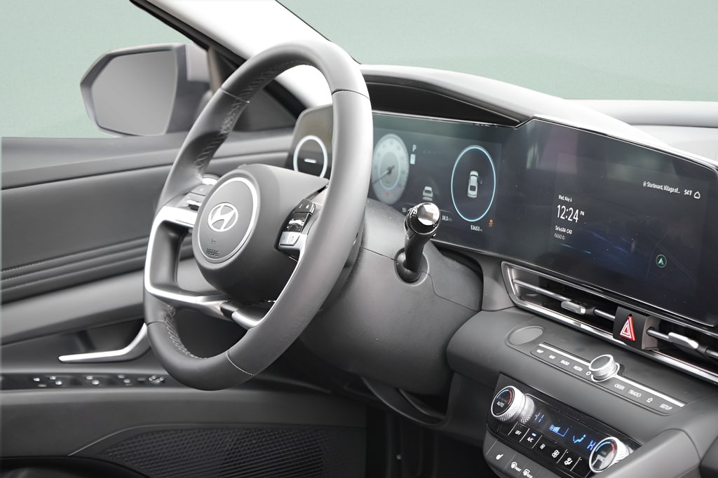 2024 Hyundai Elantra SEL - Photo 12