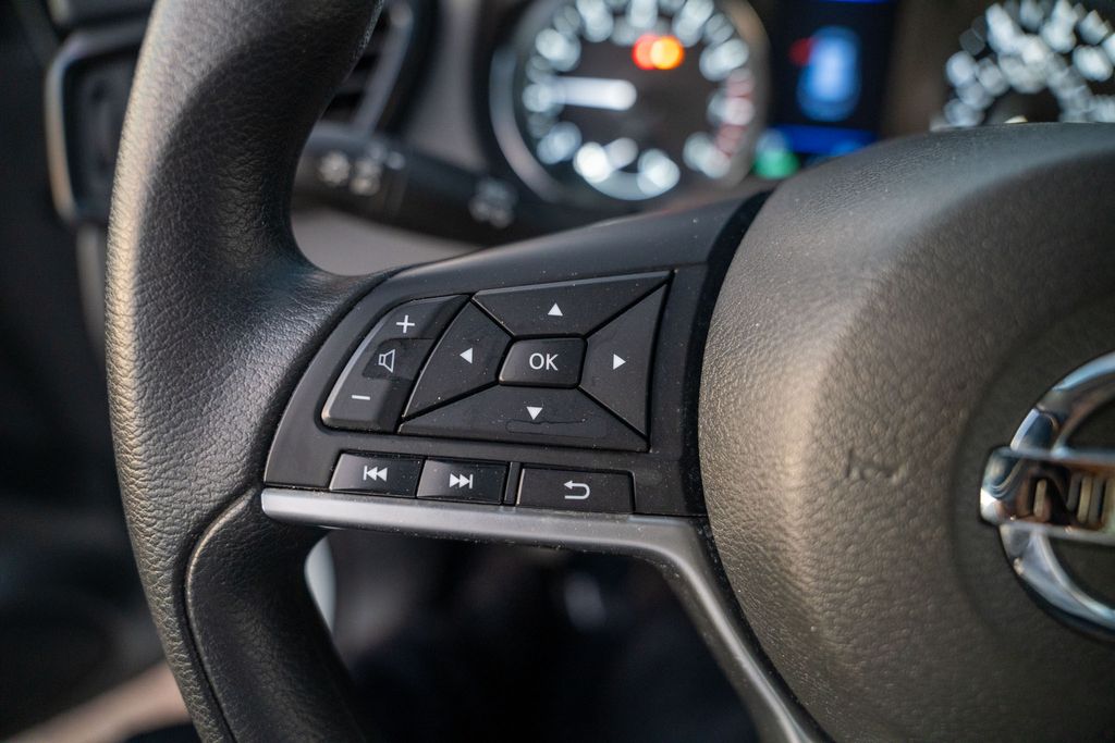 2019 NISSAN ROGUE - Image 22